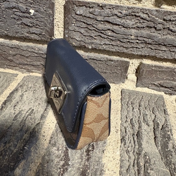 Coach Card Holder - Picture 3 of 5